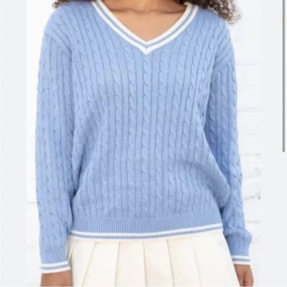 Brandy Melville John Galt Elegant Sky Blue V-Neck Sweater OS